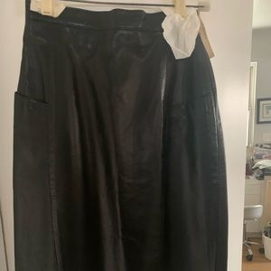 Vintage 80’s leather skirt never worn